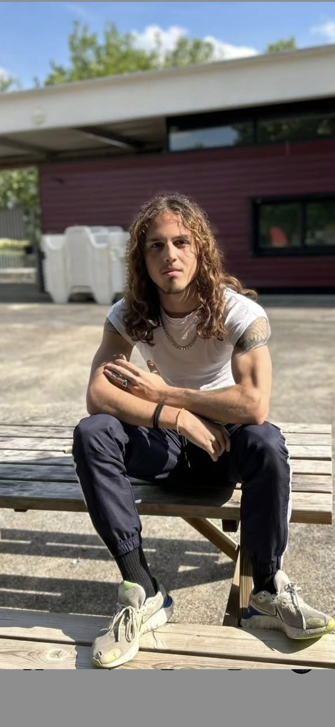 Profil de Chaim, 20 ans, Escort Gay France à Douvres