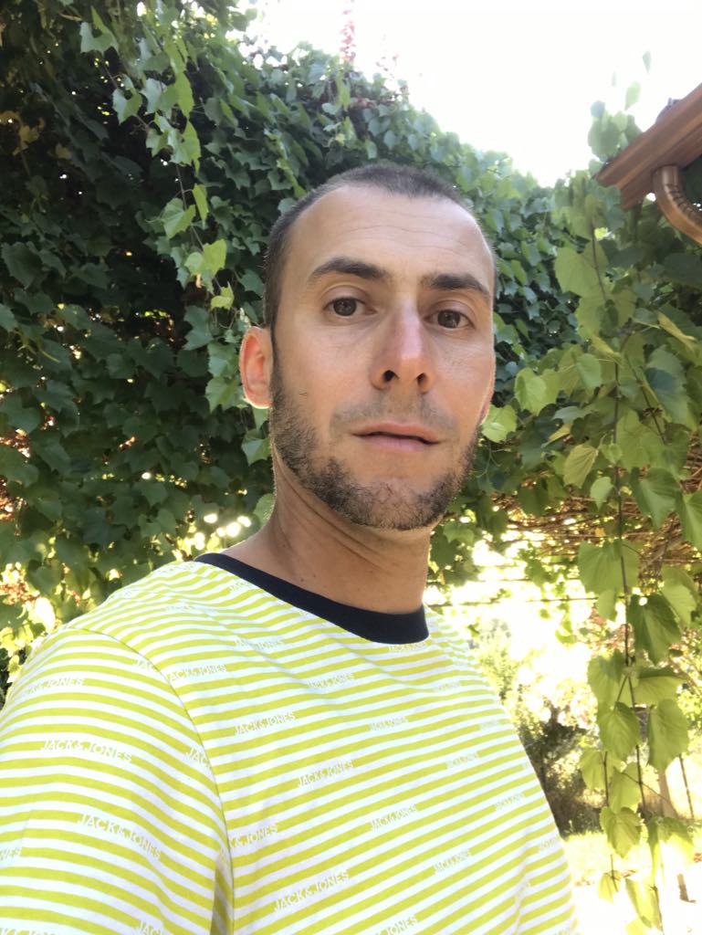 Profil de Toussaint, 39 ans, Escort Gay France à Brunehamel
