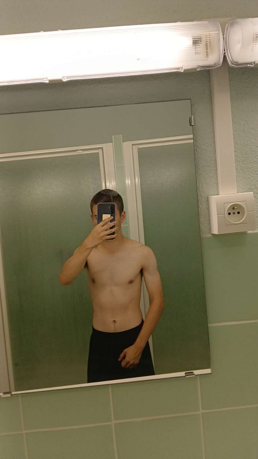 Profil de Phuc, 20 ans, Escort Gay France à Morganx