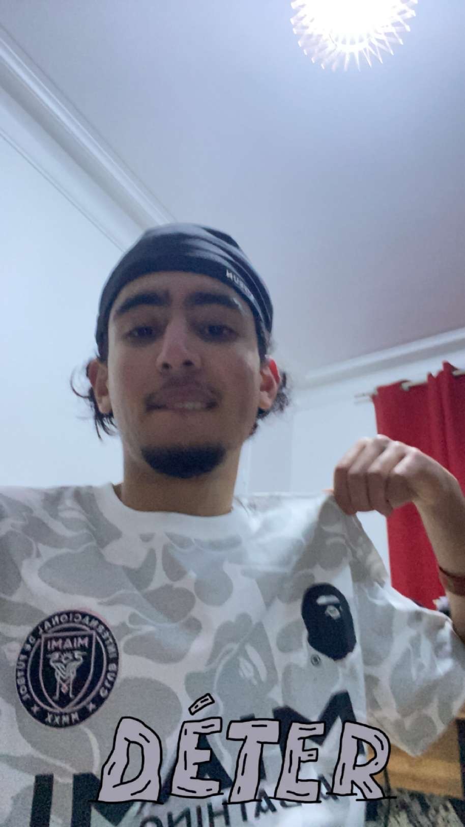 Profil de Houssein, 21 ans, Escort Gay France à Damas-et-Bettegney