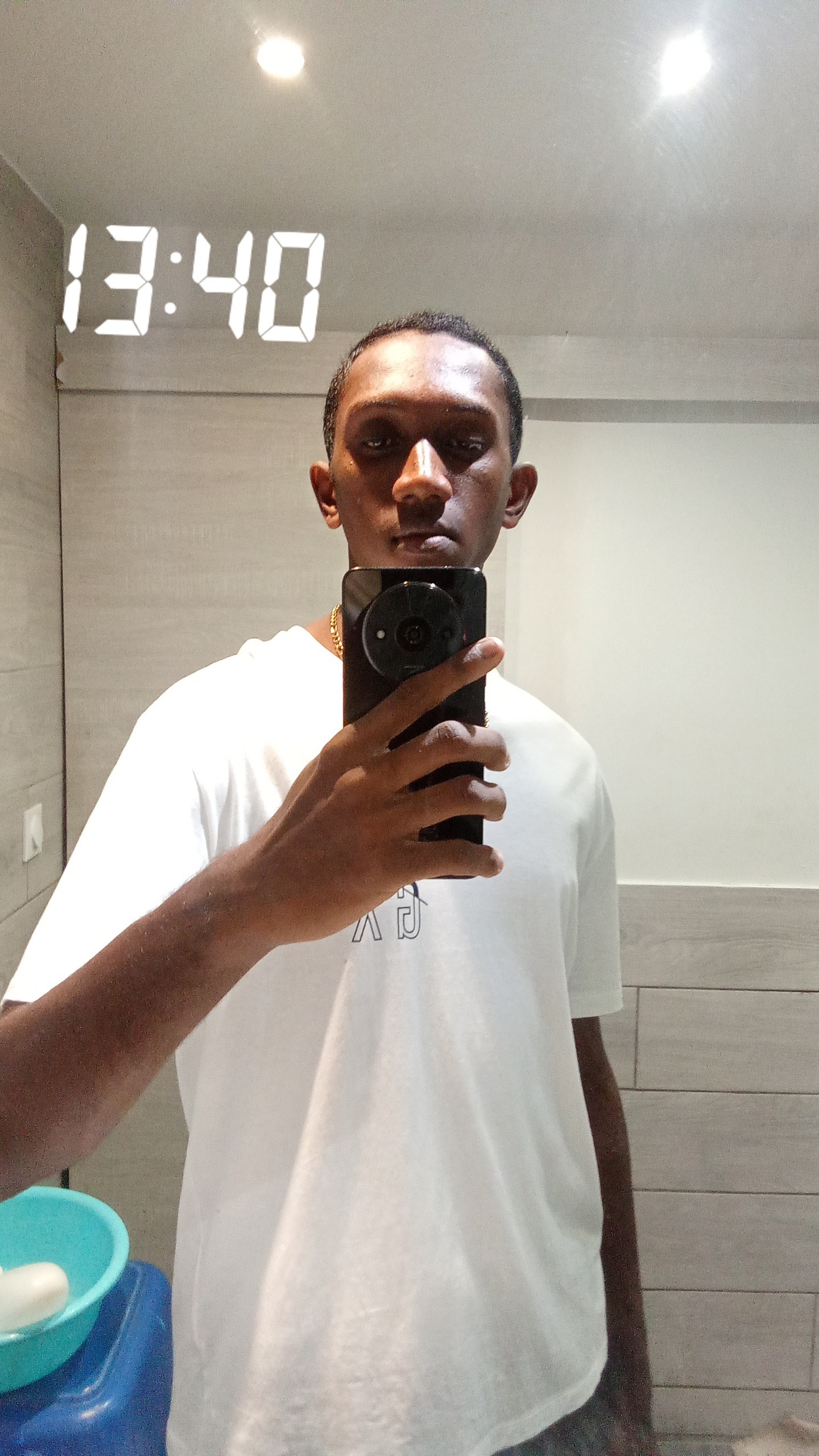 Profil de Kiril, 22 ans, Escort Gay France à Saint-Étienne-d'Albagnan