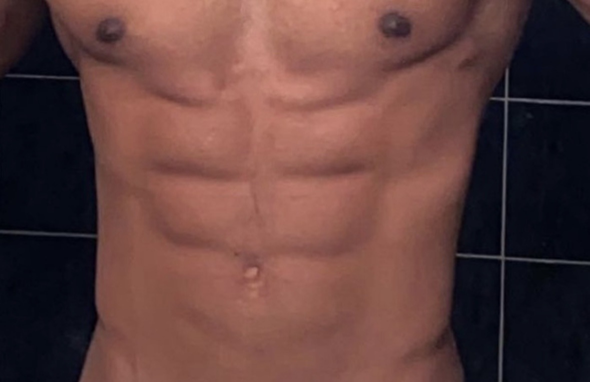 Profil de Eryk, 19 ans, Escort Gay France à Montmort