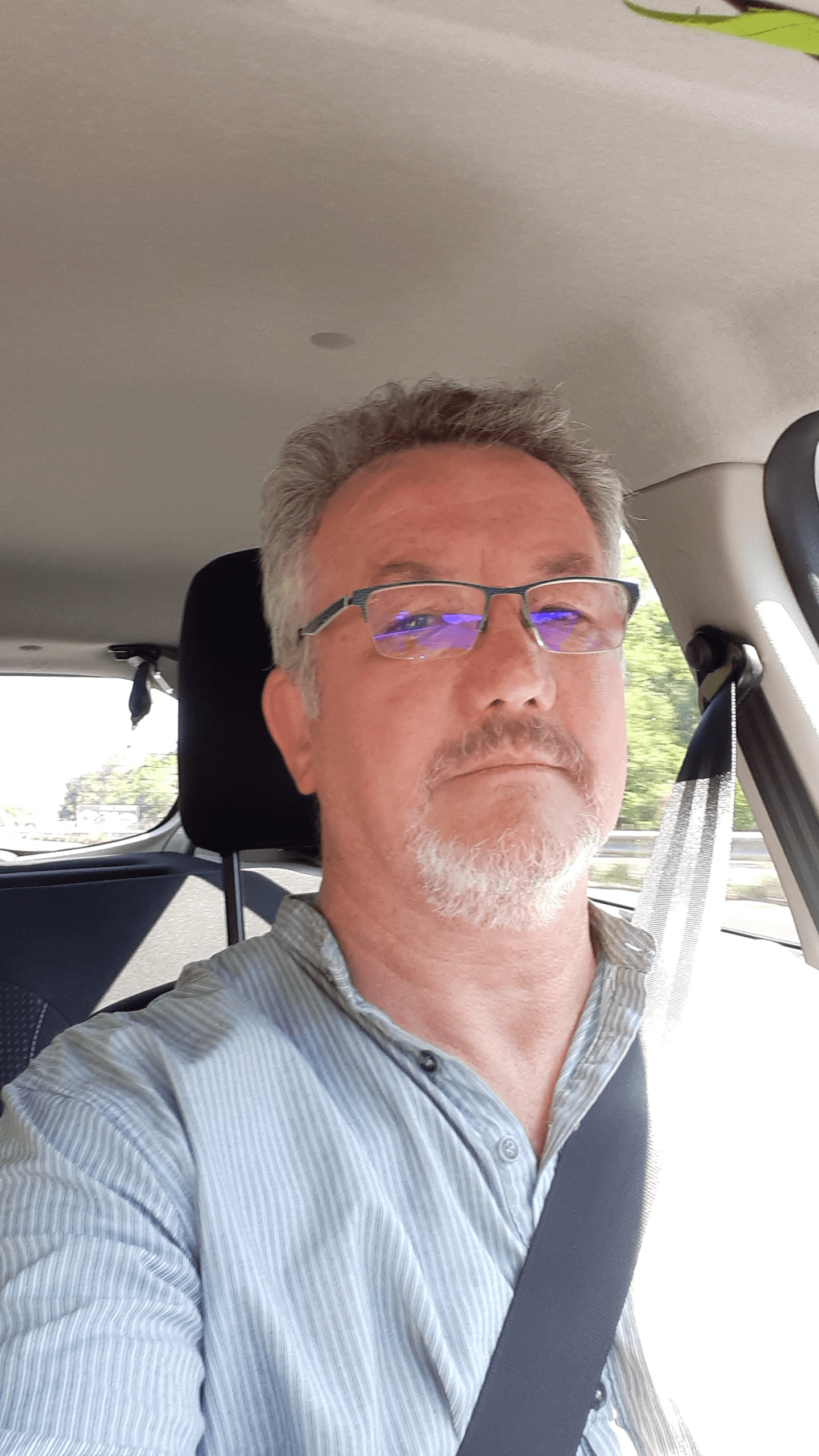 Profil de Eliaou, 55 ans, Escort Gay France à Avéron-Bergelle