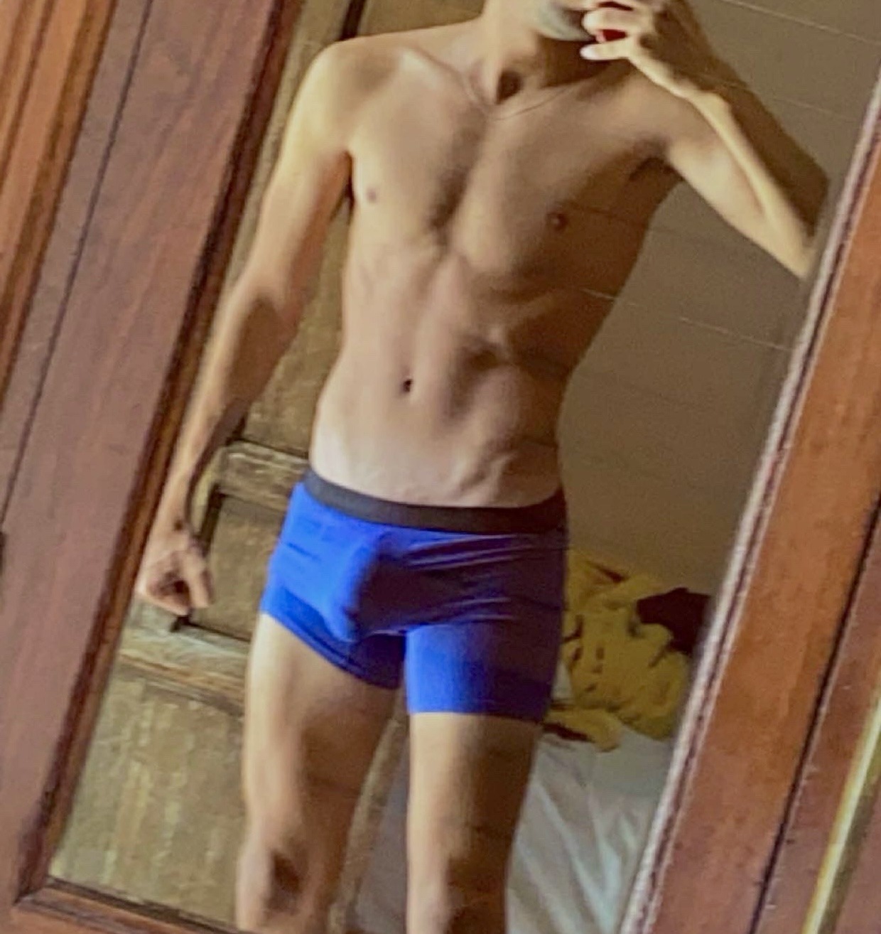 Profil de Nylan, 26 ans, Escort Gay France à Millencourt-en-Ponthieu