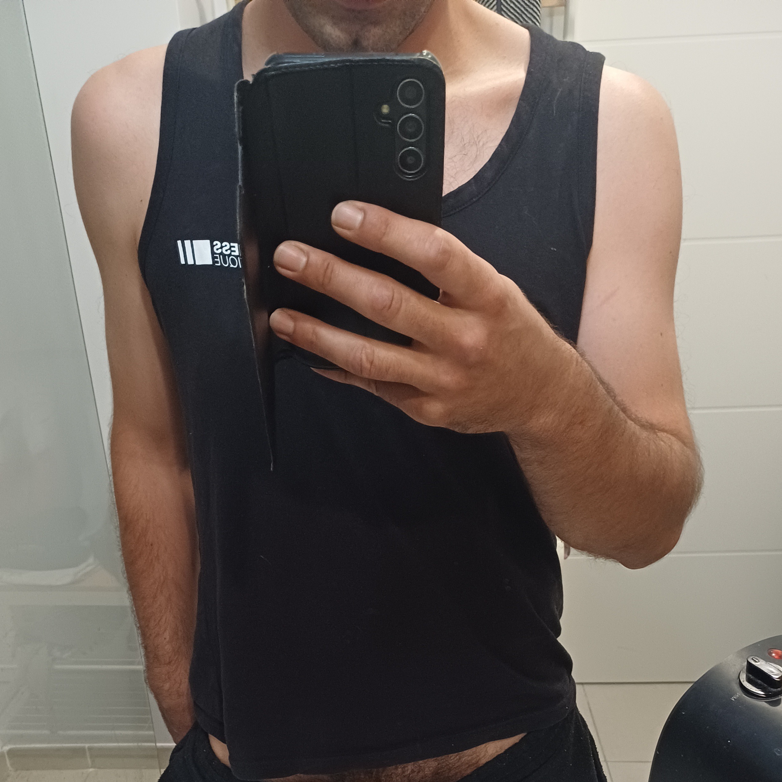Profil de Arslane, 34 ans, Escort Gay France à Mas-Saintes-Puelles