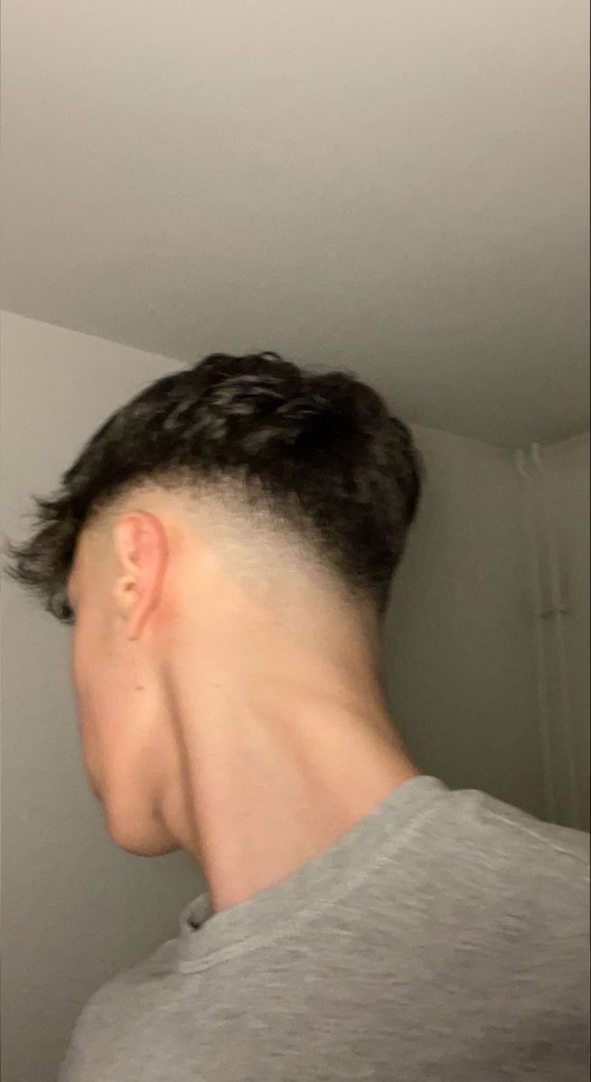 Profil de Kahan, 22 ans, Escort Gay France à Braye-en-Thiérache