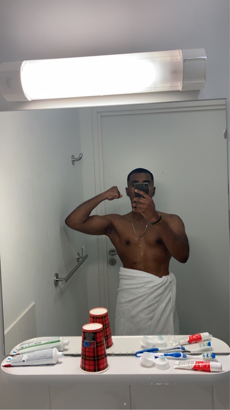 Profil de Mohammed, 26 ans, Escort Gay France à Bining