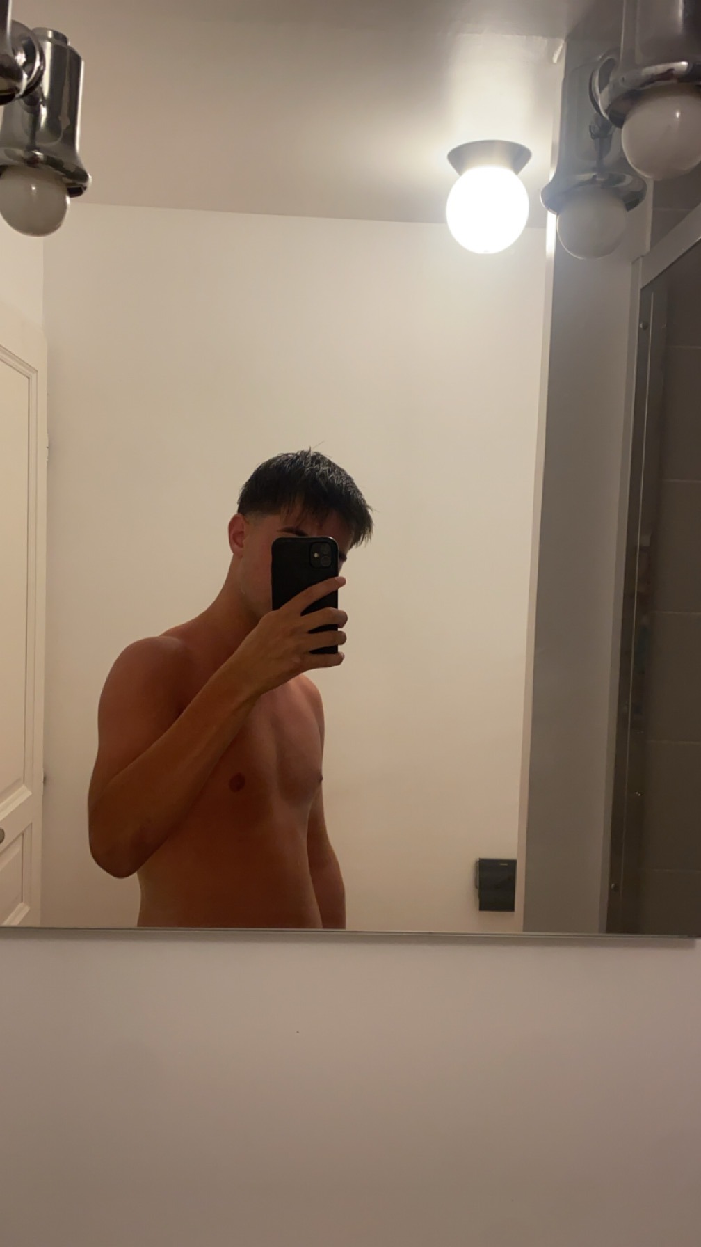 Profil de Ludger, 18 ans, Escort Gay France à Schalkendorf