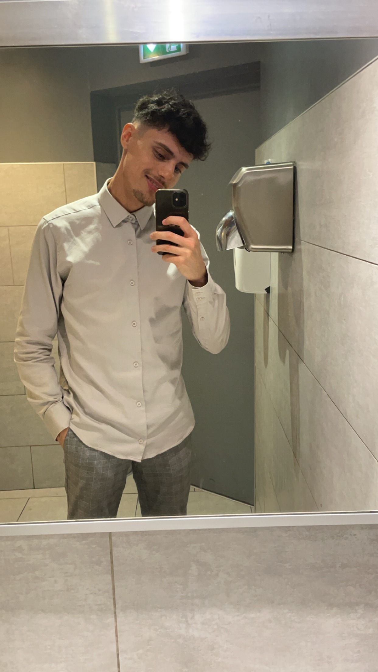 Profil de Milton, 25 ans, Escort Gay France à Chirens