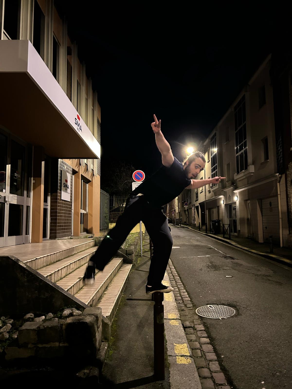 Profil de Boubou, 20 ans, Escort Gay France à Estrées-Saint-Denis