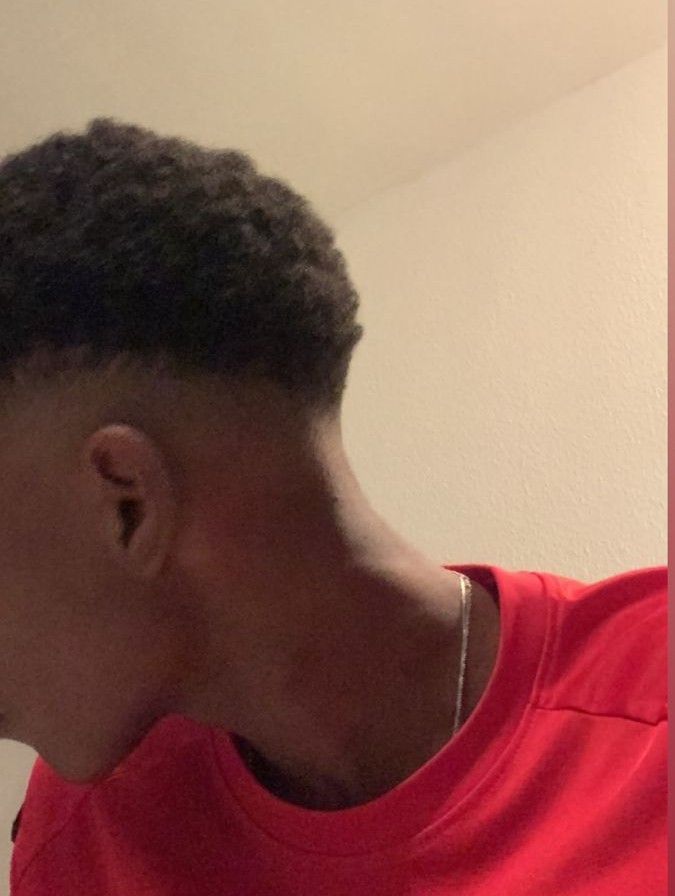 Profil de Petru, 22 ans, Escort Gay France à Lahitte