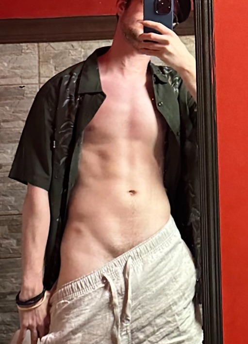 Profil de Thibau, 26 ans, Escort Gay France à Bélus