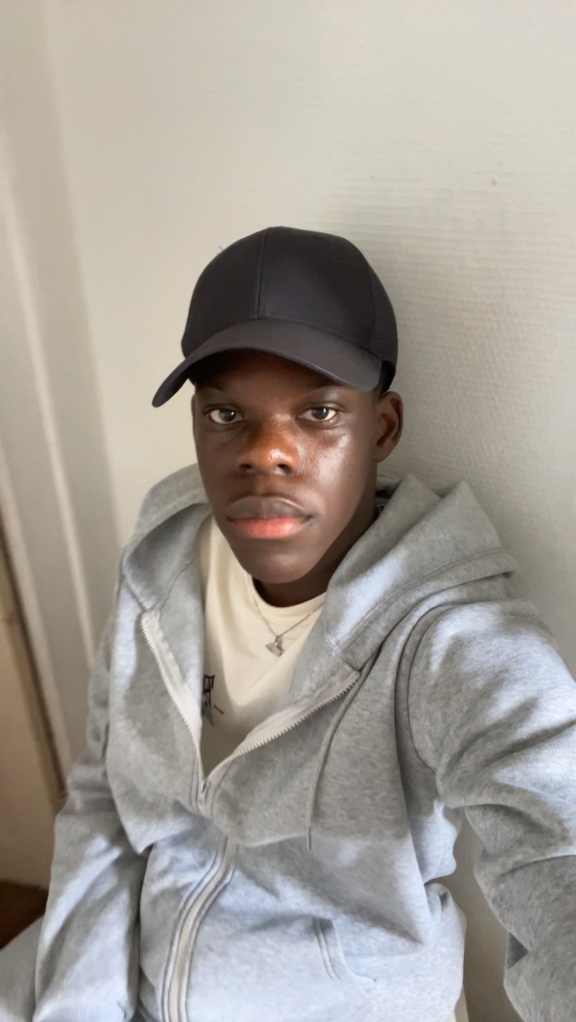 Profil de Urbain, 22 ans, Escort Gay France à Erquinvillers