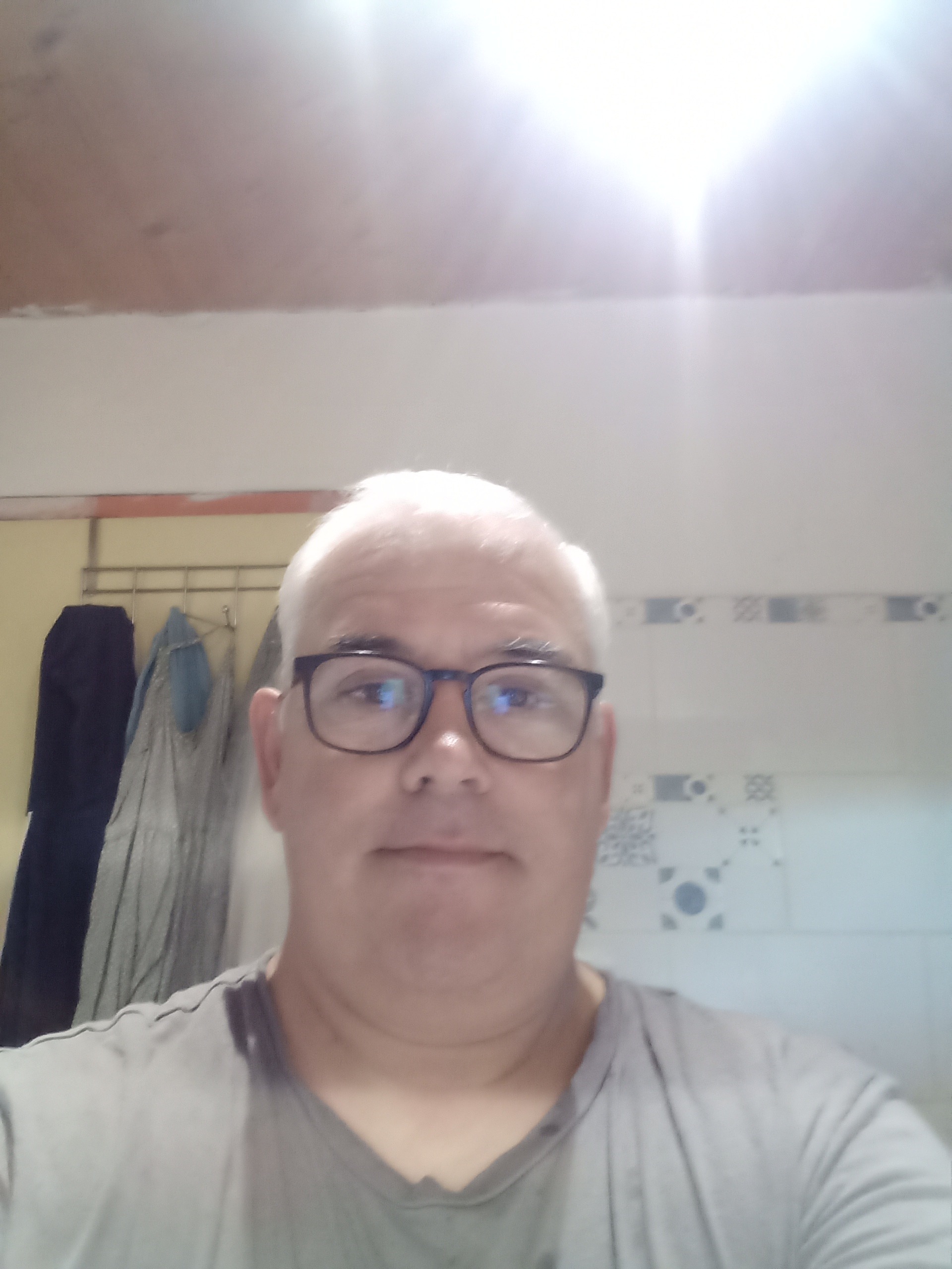 Profil de Bogdan, 52 ans, Escort Gay France à Sées