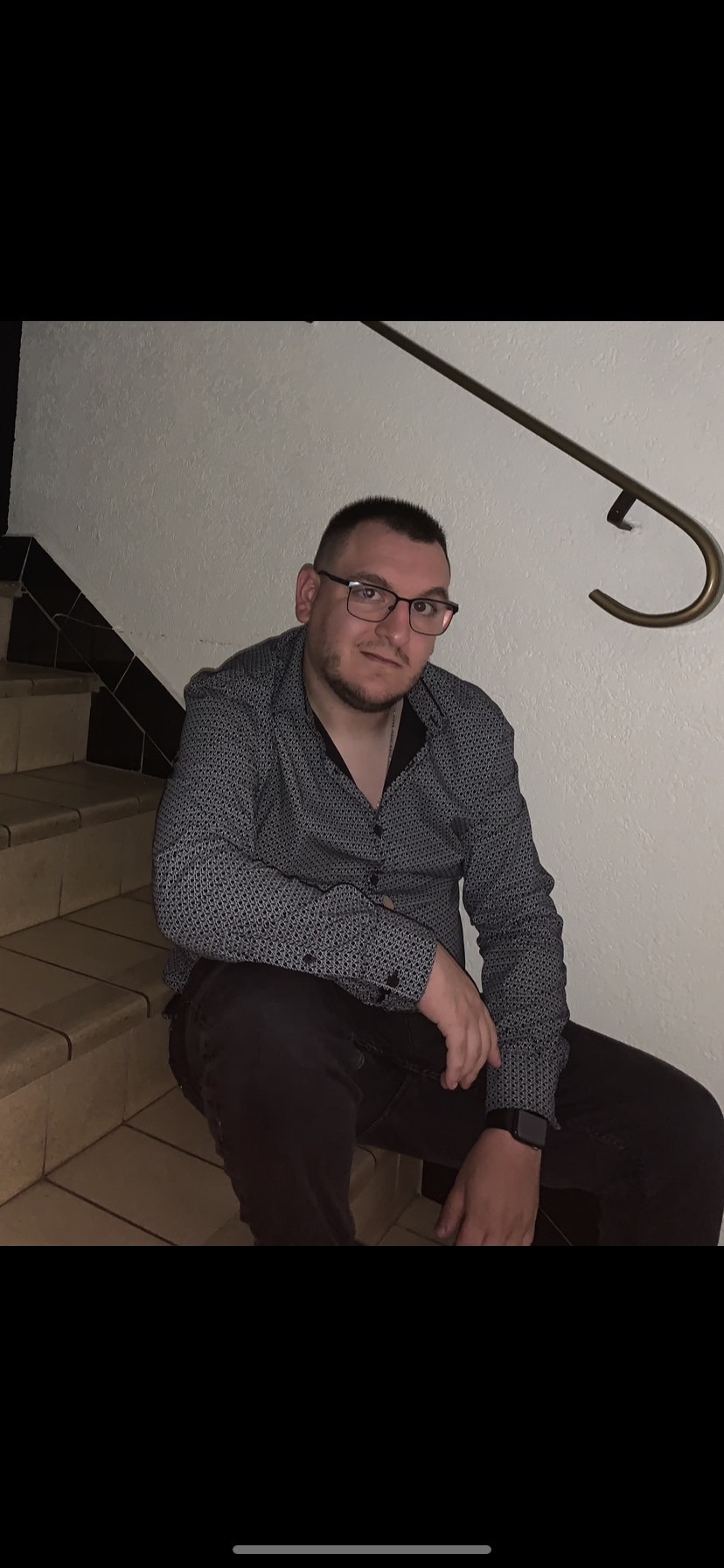 Profil de Houssein, 31 ans, Escort Gay France à Nonac