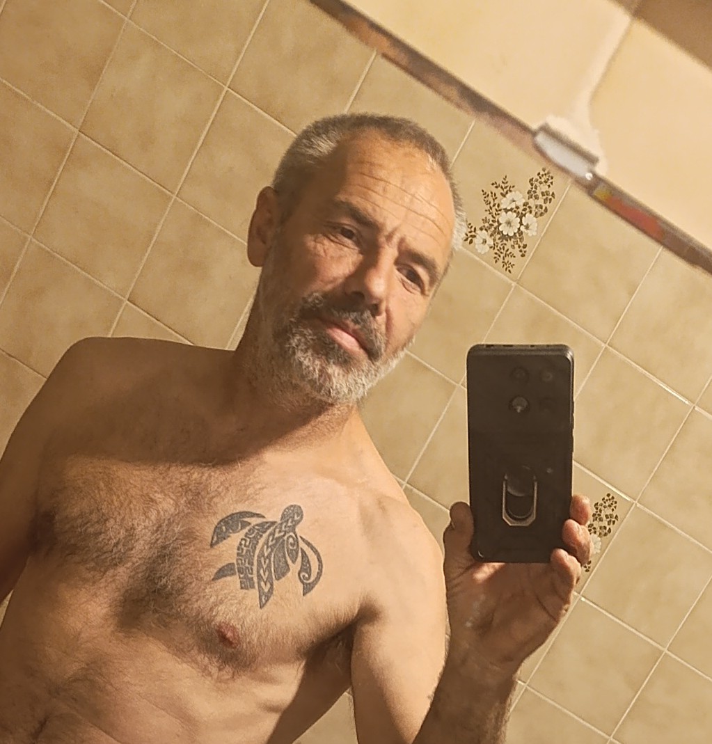 Profil de Jeanny, 47 ans, Escort Gay France à Saint-Bertrand-de-Comminges