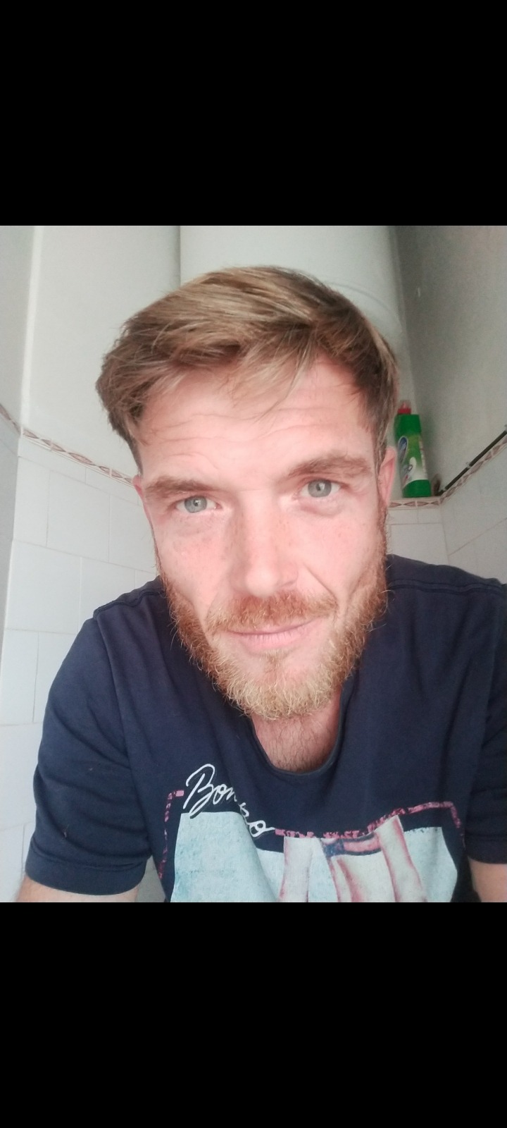 Profil de Expedit, 38 ans, Escort Gay France à Estrées-Saint-Denis