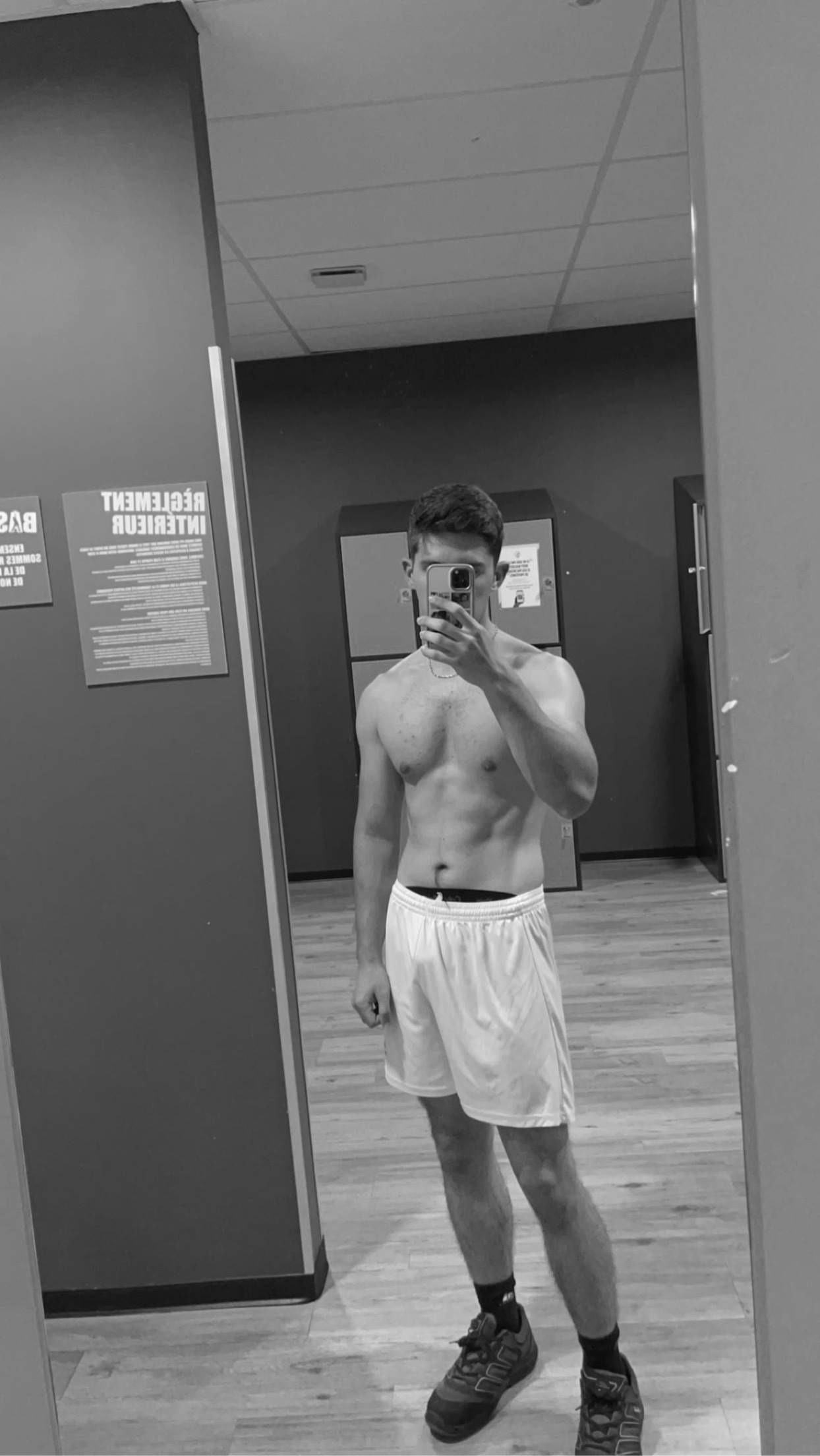 Profil de Carles, 23 ans, Escort Gay France à Bréviandes