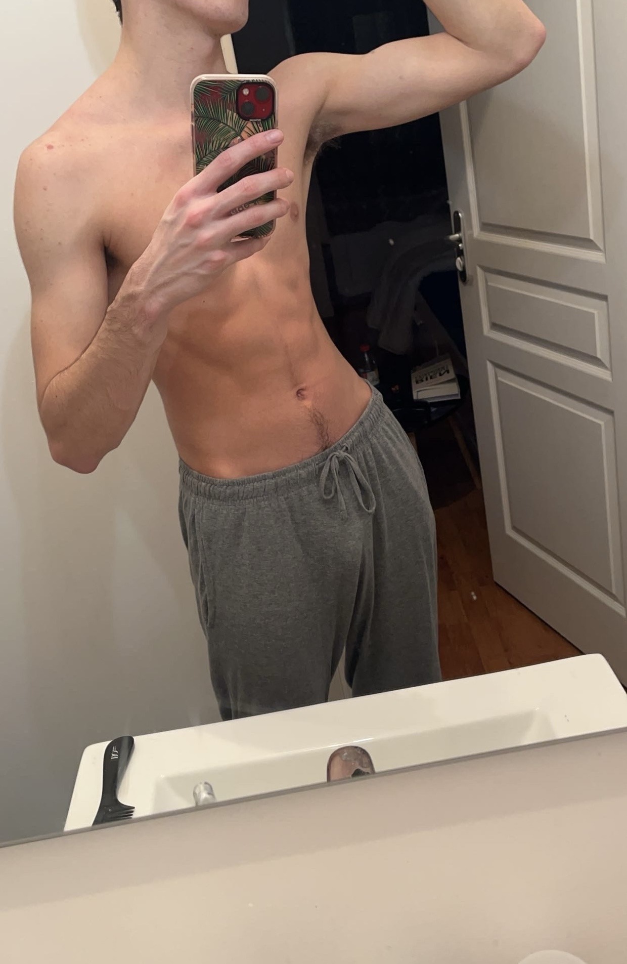 Profil de Okan, 25 ans, Escort Gay France à Gavrus