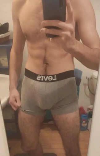 Profil de Odysseas, 36 ans, Escort Gay France à Oradour