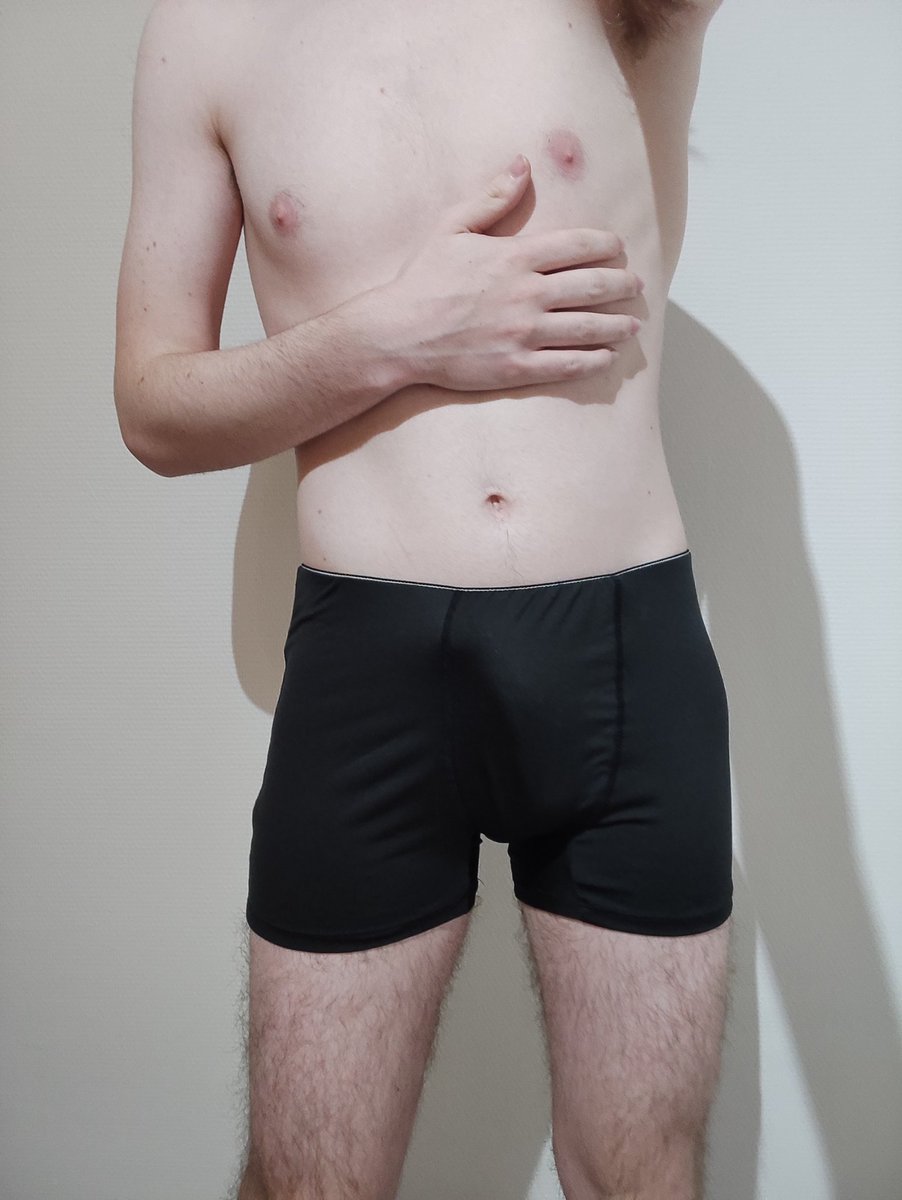 Profil de Khan, 21 ans, Escort Gay France à Dancourt-Popincourt