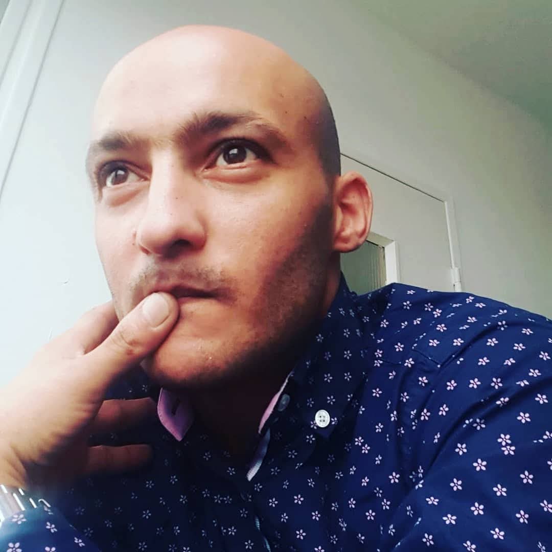 Profil de Younis, 46 ans, Escort Gay France à Saint-Beauzile