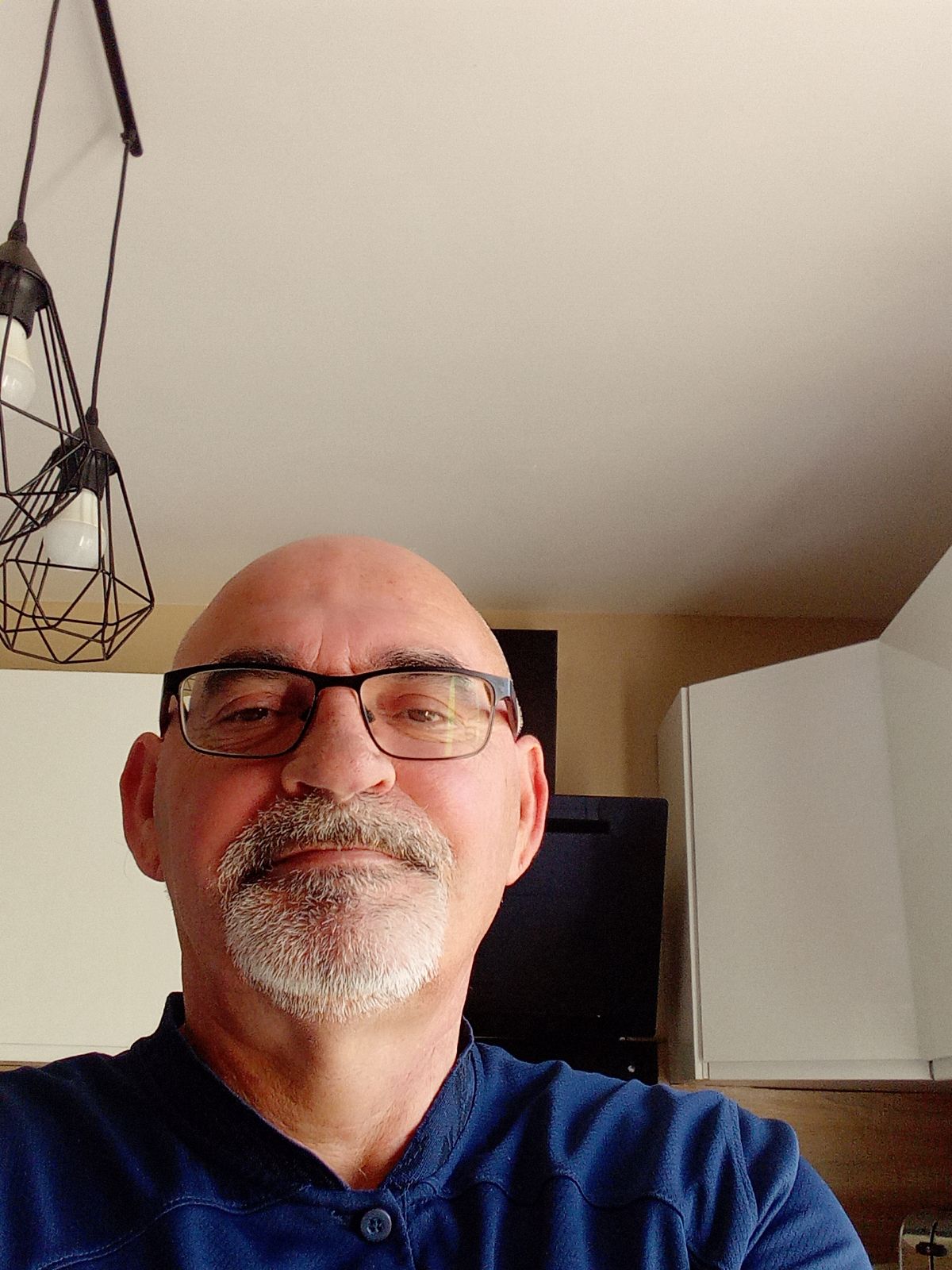 Profil de Raihan, 55 ans, Escort Gay France à Neuillac