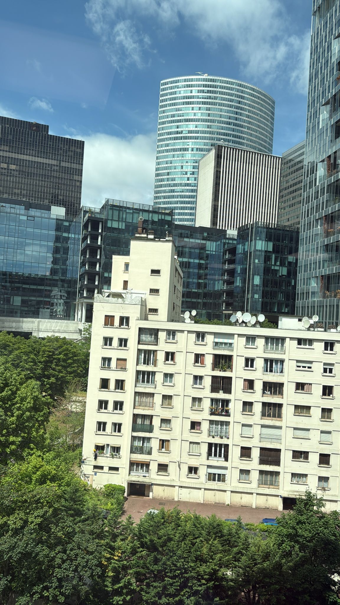 Profil de Erevan, 26 ans, Escort Gay France à Peyriac-de-Mer
