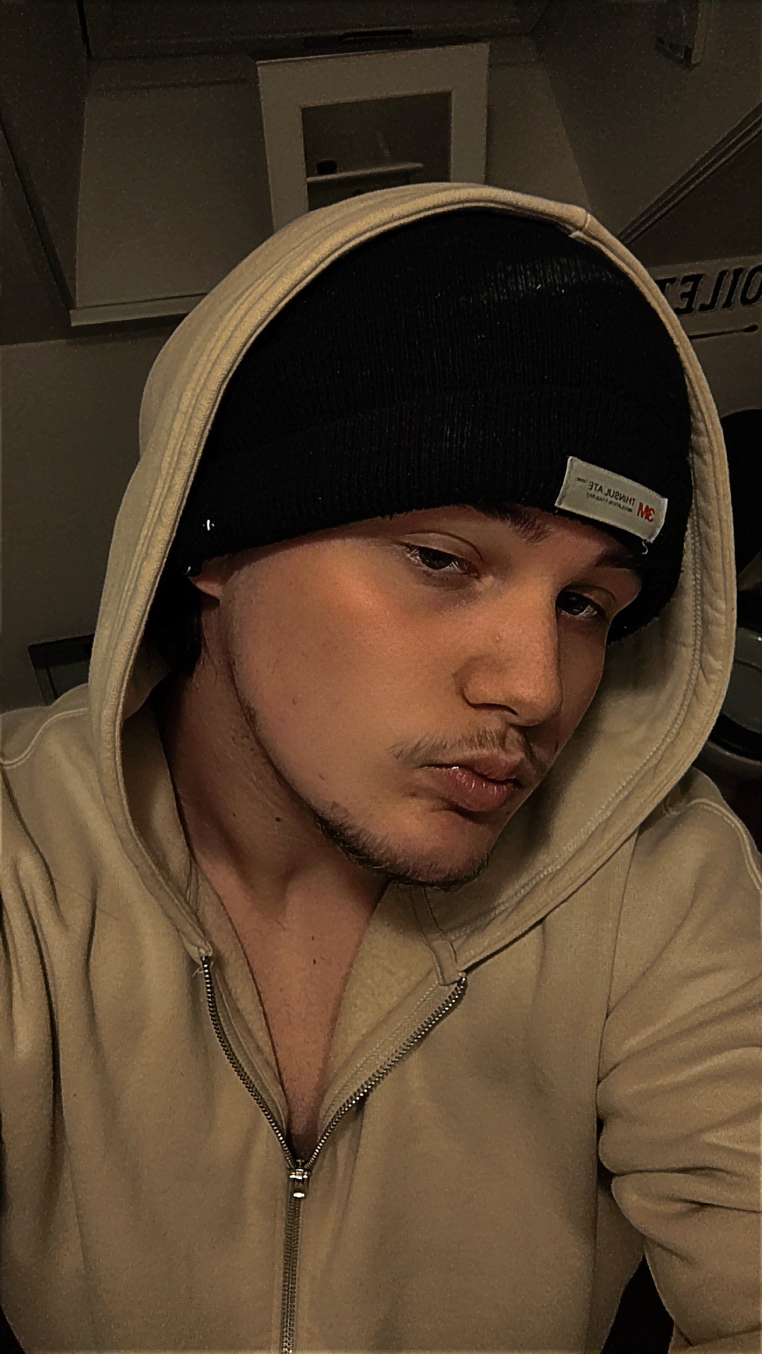 Profil de Sandy, 19 ans, Escort Gay France à LesAynans