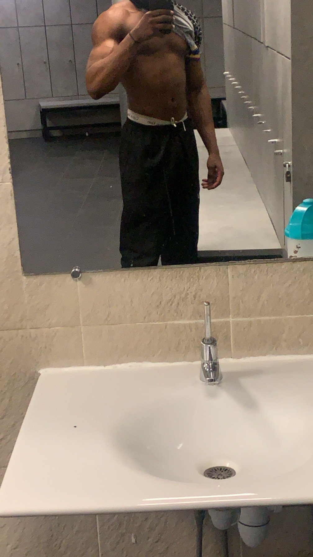 Profil de Austin, 23 ans, Escort Gay France à Berstheim