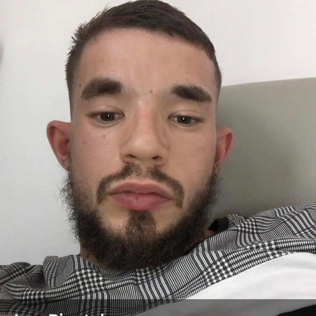 Profil de Jaron, 26 ans, Escort Gay France à Fontiers-Cabardès