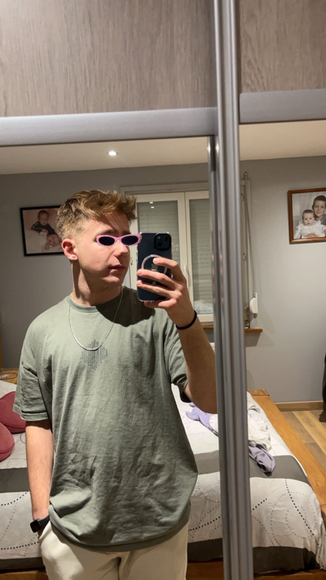 Profil de Haron, 18 ans, Escort Gay France à Greffeil