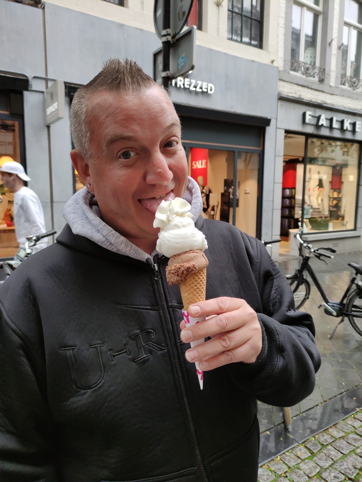 Profil de Athanase, 52 ans, Escort Gay France à Deûlémont