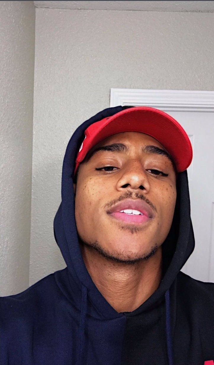 Profil de Toufirk, 22 ans, Escort Gay France à LaFérée