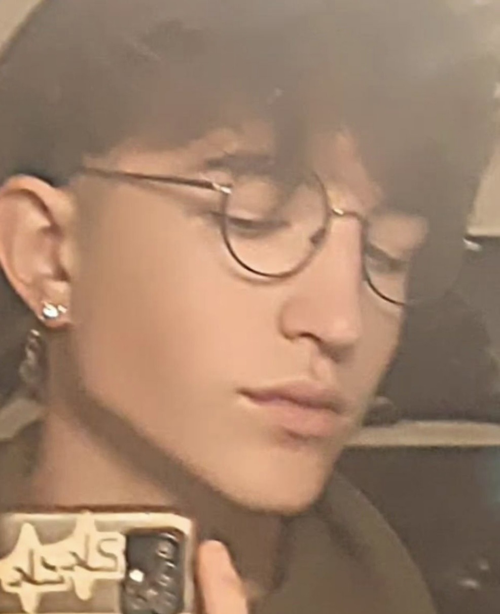 Profil de Eliav, 21 ans, Escort Gay France à Villers-Grélot