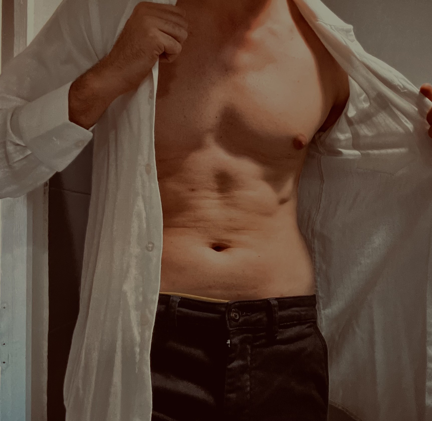 Profil de Jean-hubert, 32 ans, Escort Gay France à Longemaison